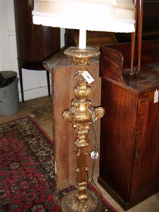Carved giltwood standard lamp